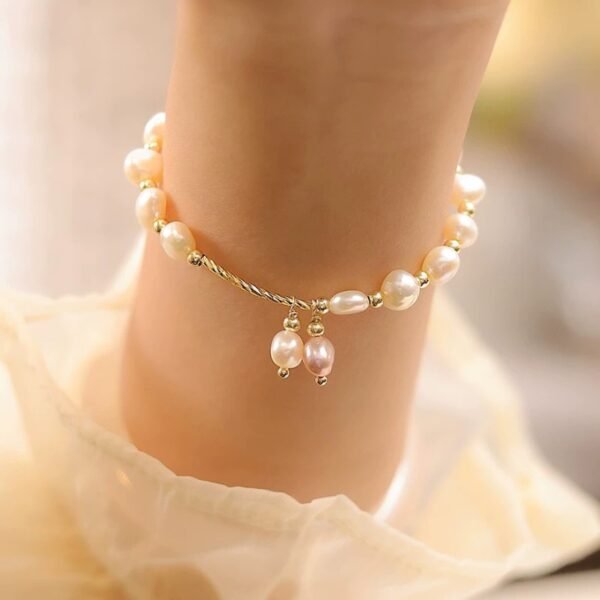 Natural Baroque Pearl Bracelet for Women, Irregular Pearl Bracelet, Light Luxury, Niche, Exquisite and High - End. Pearls 6 - 7mm / Suitable for Wrists of 15 - 16cm / Copper - Plated - Gold Ingot - Shaped Clasp