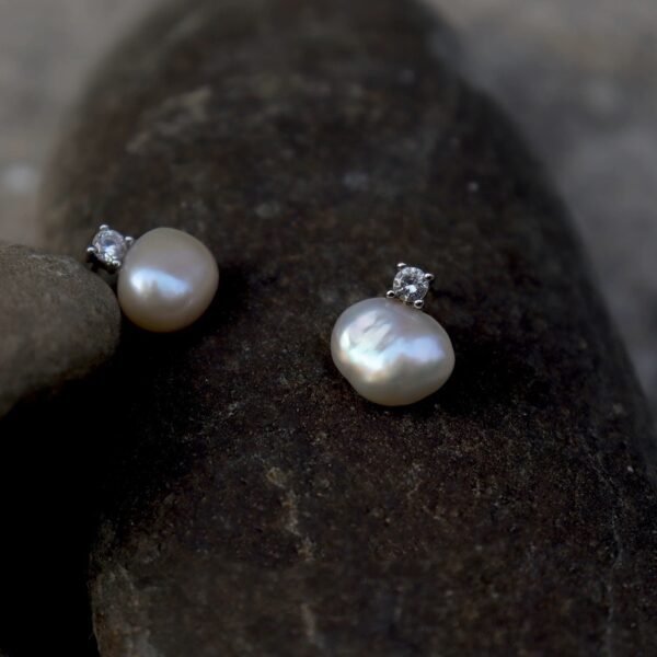 Meteorite - Inspired Natural Freshwater Pearl Stud Earrings, Light Luxury High - End Elegant Zircon Baroque Earrings, Niche and Graceful. Entirely 925 Silver / Zircon Inlaid / Pearls 7 - 9mm